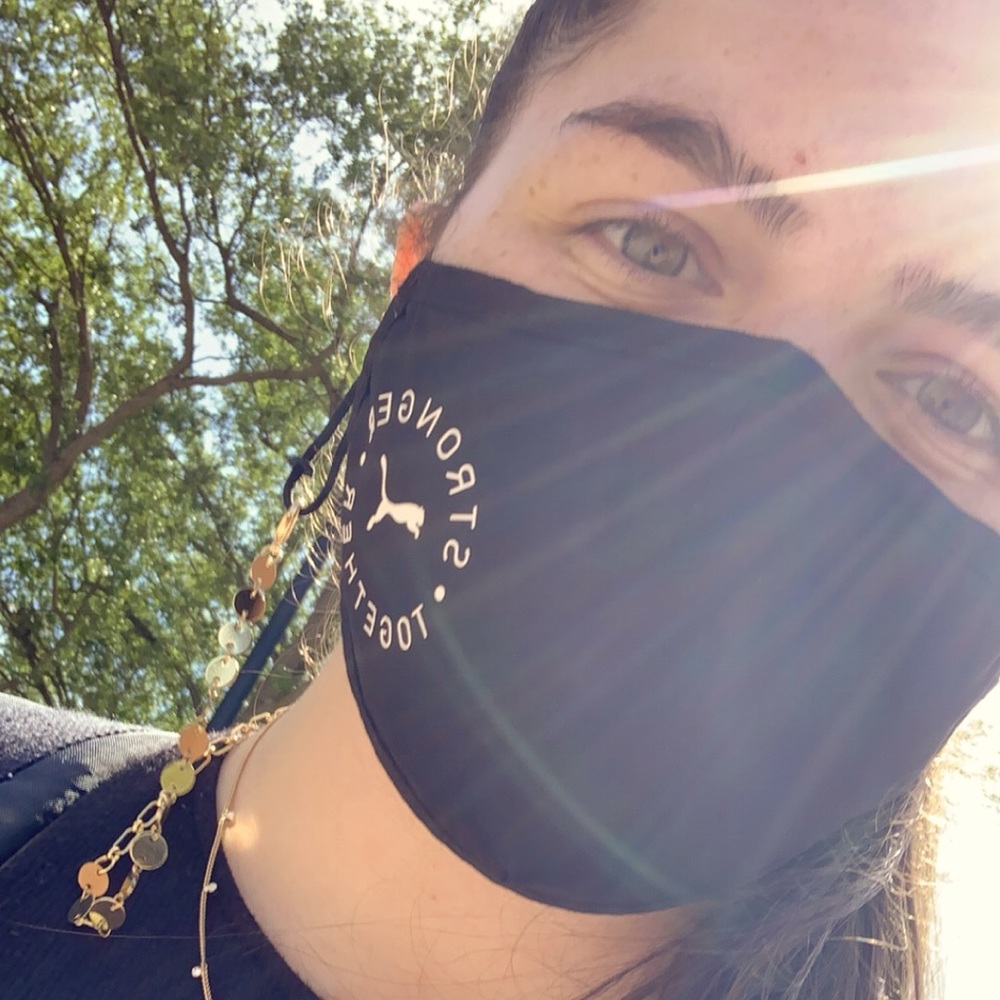 Meet your Posher, Caroline